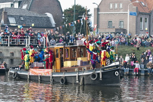 2011 Sint 066